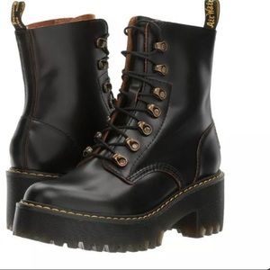 Dr martiner boots women’s zise #6 no box no bags